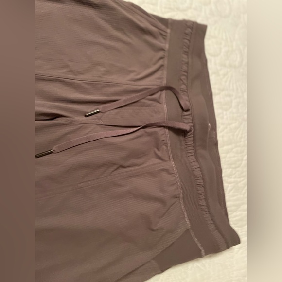 Lululemon Dance Studio Mid Rise Cropped Pant - Picture 3 of 11